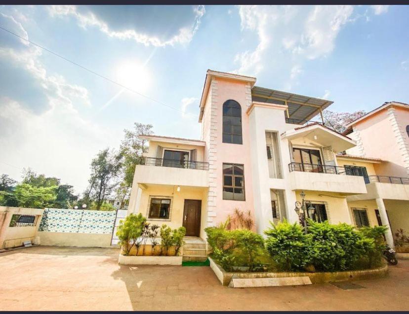 The Perfect Stays 3Bhk Dwisteria Ac Villa Lonavala Eksteriør bilde